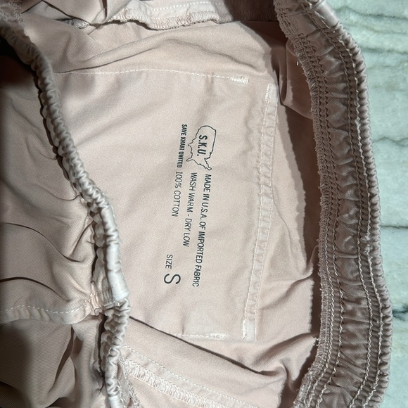 Perfect summer short- pink Save Khaki chino short - Picture 3 of 3